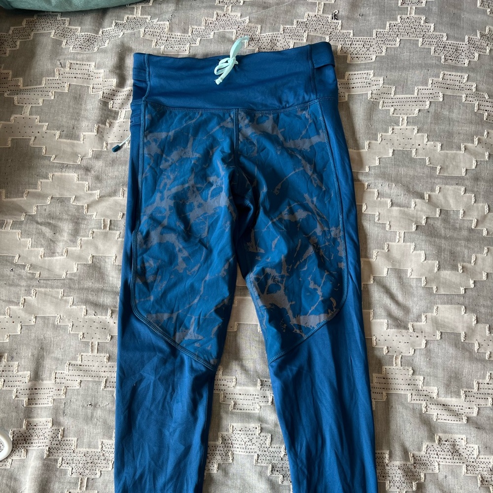 Under Armour Outrun the storm running leggings - small